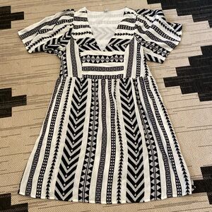 NWT Old Navy jacquard Aztec boho print dress medium